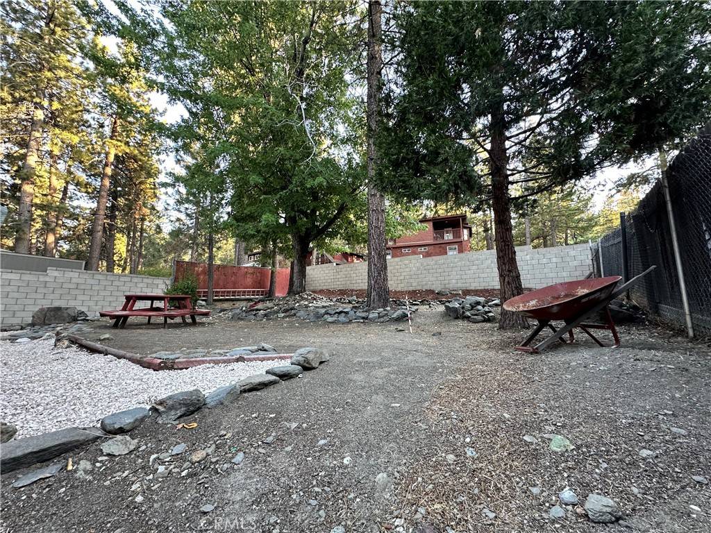 Wrightwood, CA 92397,1301 Irene ST