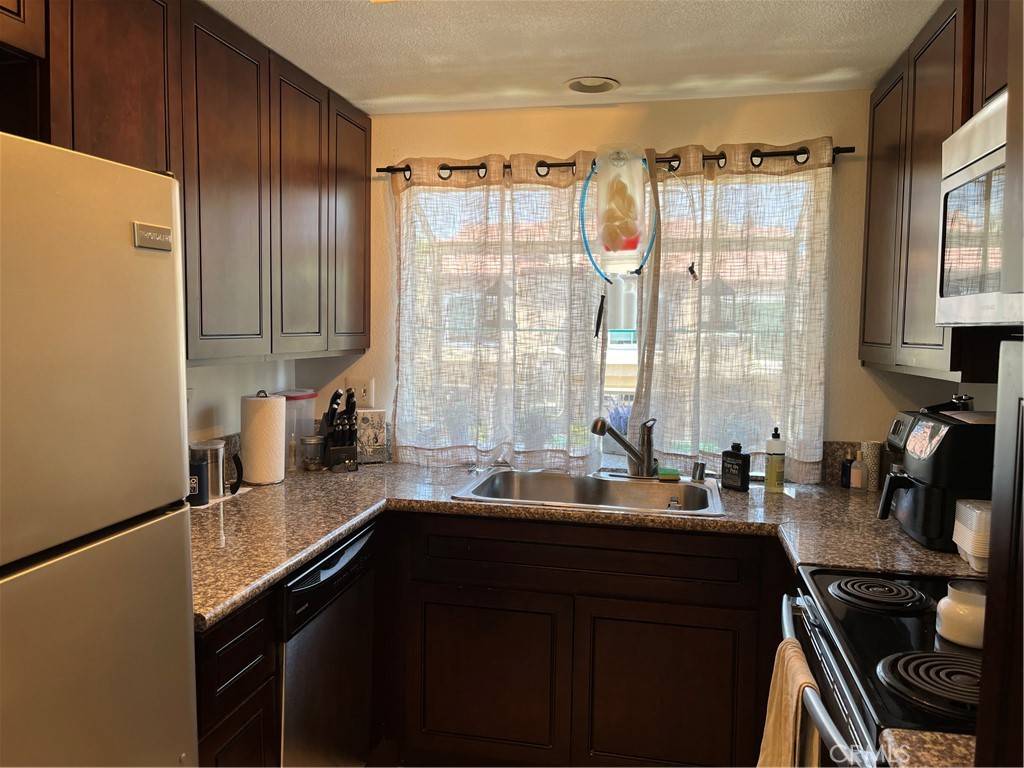 Irvine, CA 92612,291 Stanford CT #51