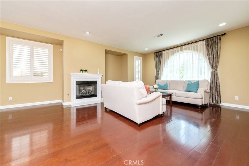 Irvine, CA 92620,25 Blossom