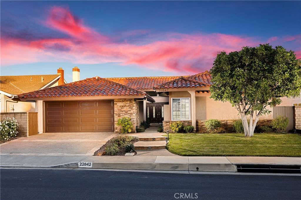 Mission Viejo, CA 92691,22842 Buendia