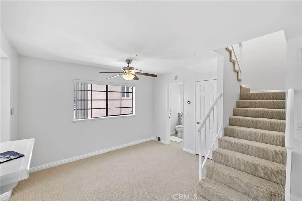 Newport Beach, CA 92663,1421 Superior AVE #4