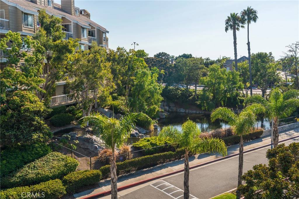 Huntington Beach, CA 92646,20251 Cape Coral LN #310