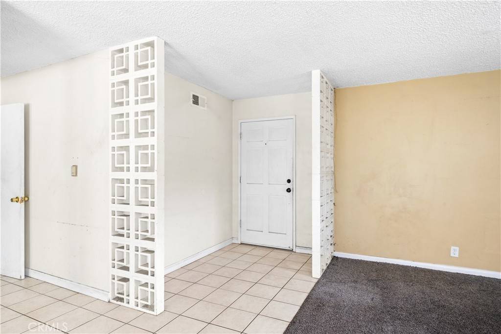 Huntington Beach, CA 92646,8462 Tern CIR