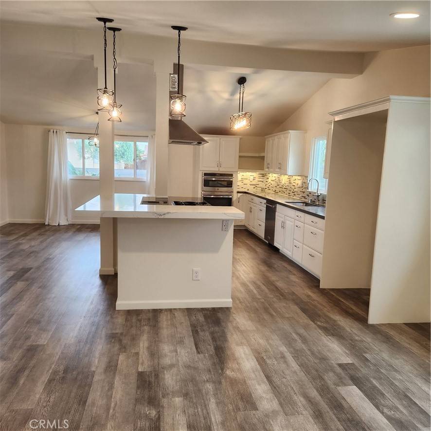 Costa Mesa, CA 92626,2557 Yale Pl