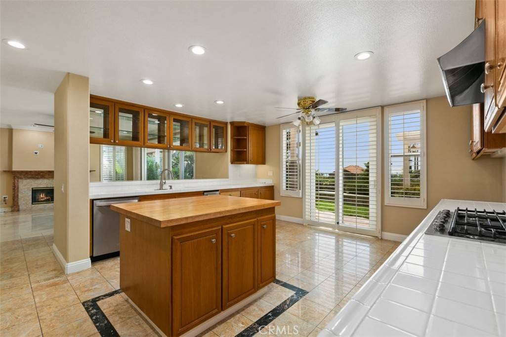 Mission Viejo, CA 92692,22401 Bayberry