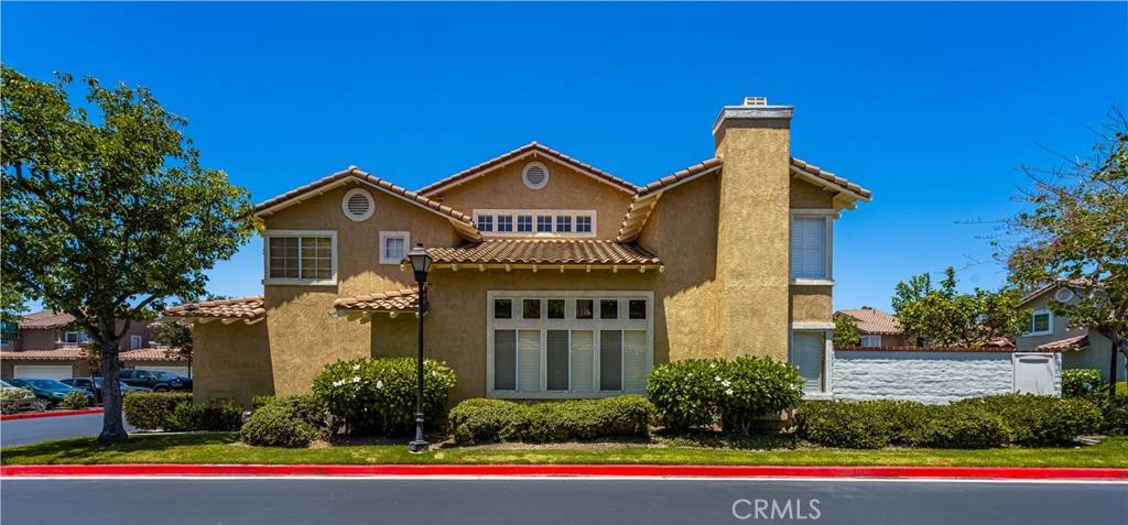 Tustin, CA 92782,2461 Calle Montella