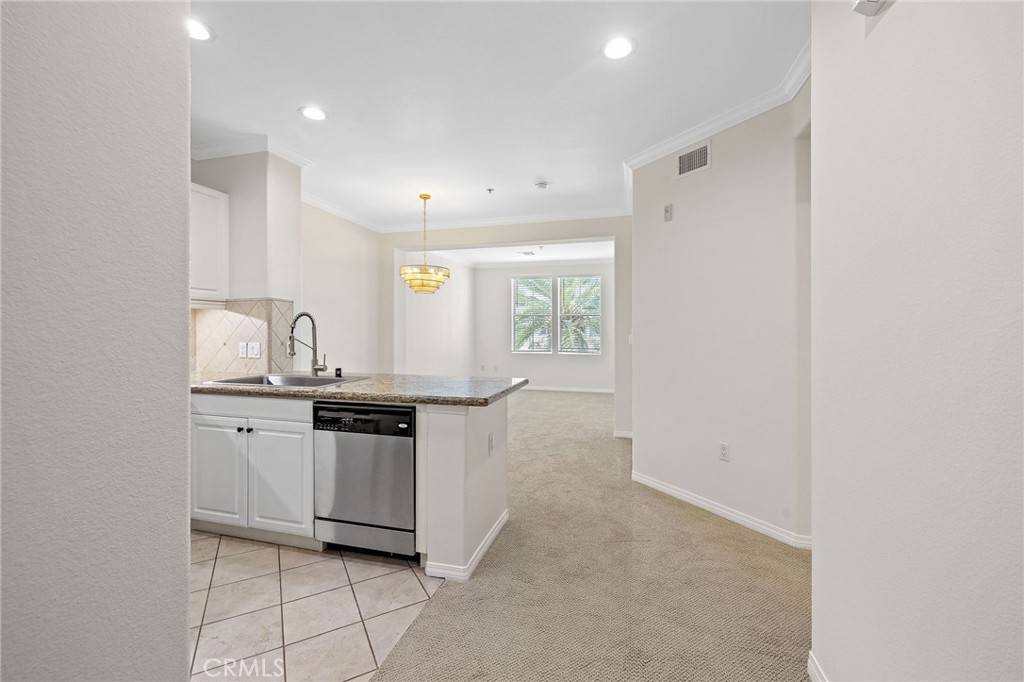 Irvine, CA 92612,3451 Watermarke PL