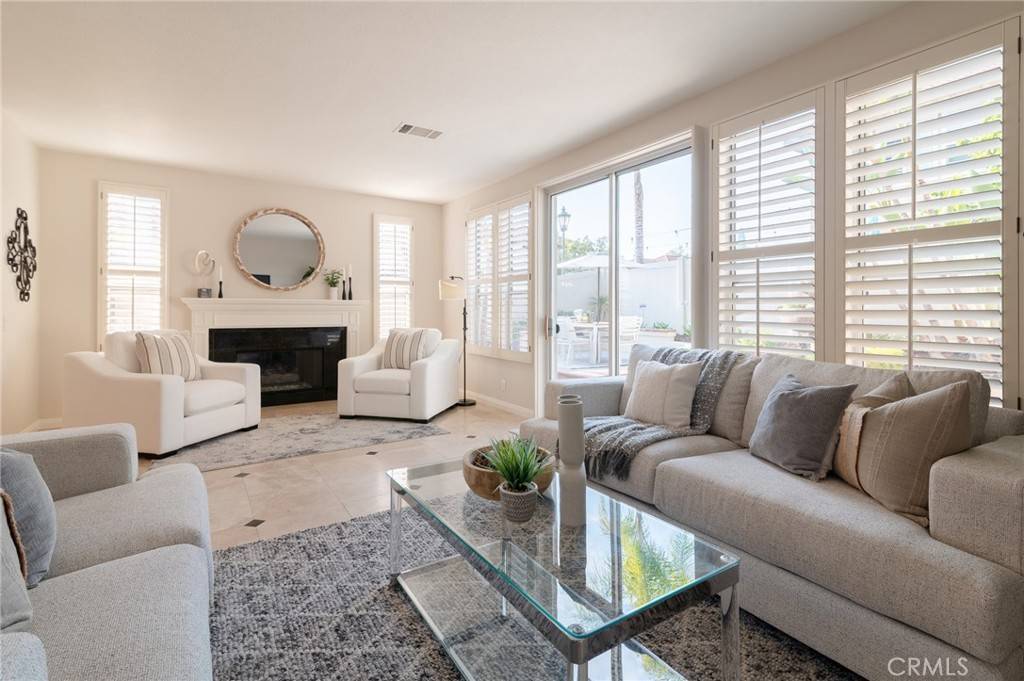 Rancho Santa Margarita, CA 92688,5 Via Floria