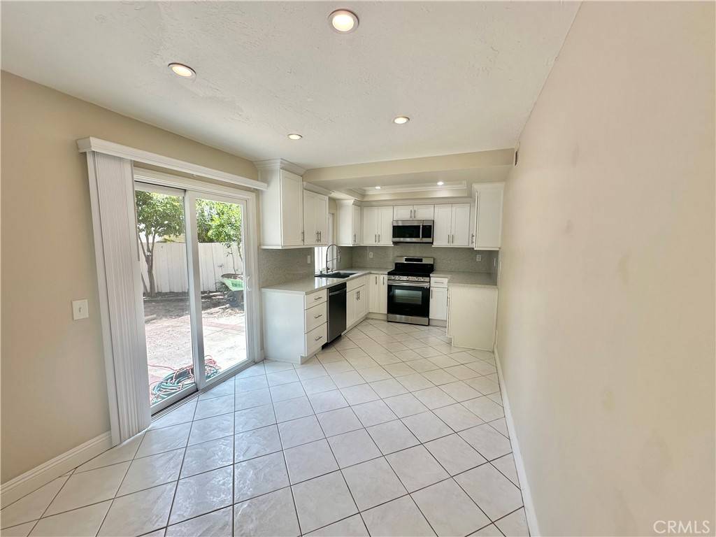 Mission Viejo, CA 92692,27962 Wentworth