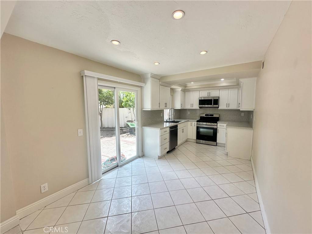Mission Viejo, CA 92692,27962 Wentworth