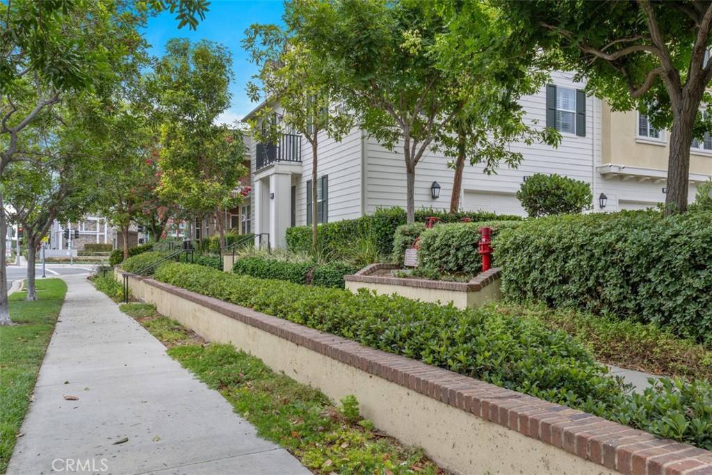 Tustin, CA 92782,1460 Georgia ST