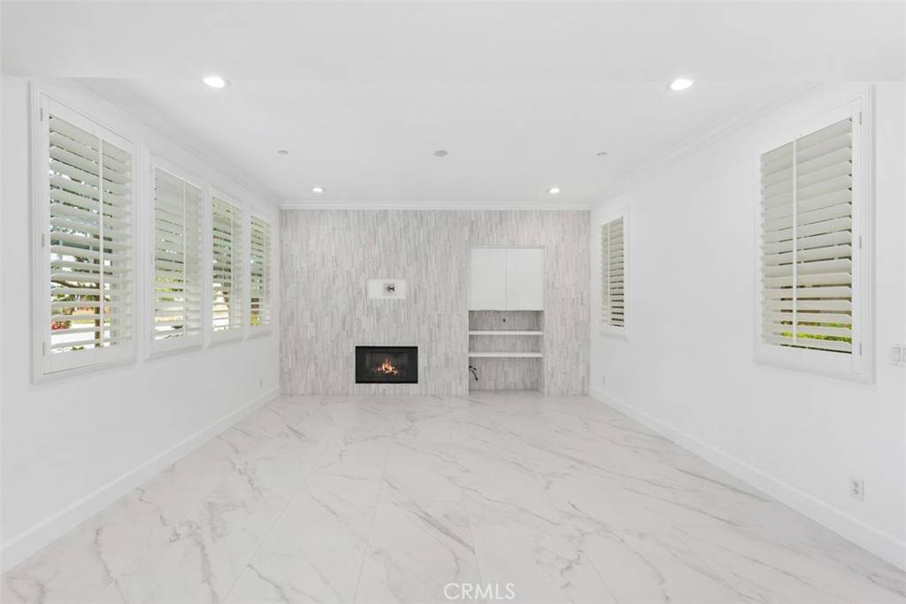 Tustin, CA 92782,1460 Georgia ST