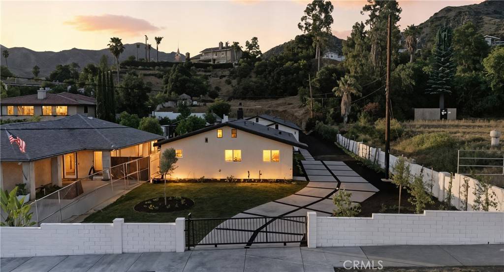 Azusa, CA 91702,215 E Sierra Madre AVE