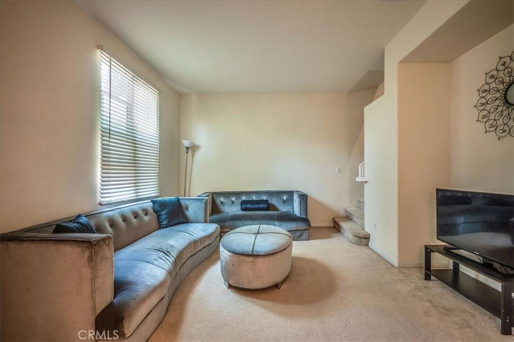 Anaheim, CA 92801,125 S Heartwood WAY