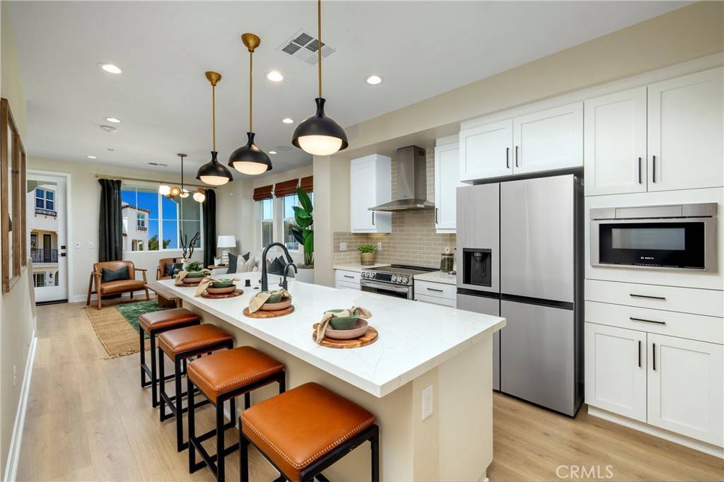 El Cajon, CA 92019,1312 Yannis CT