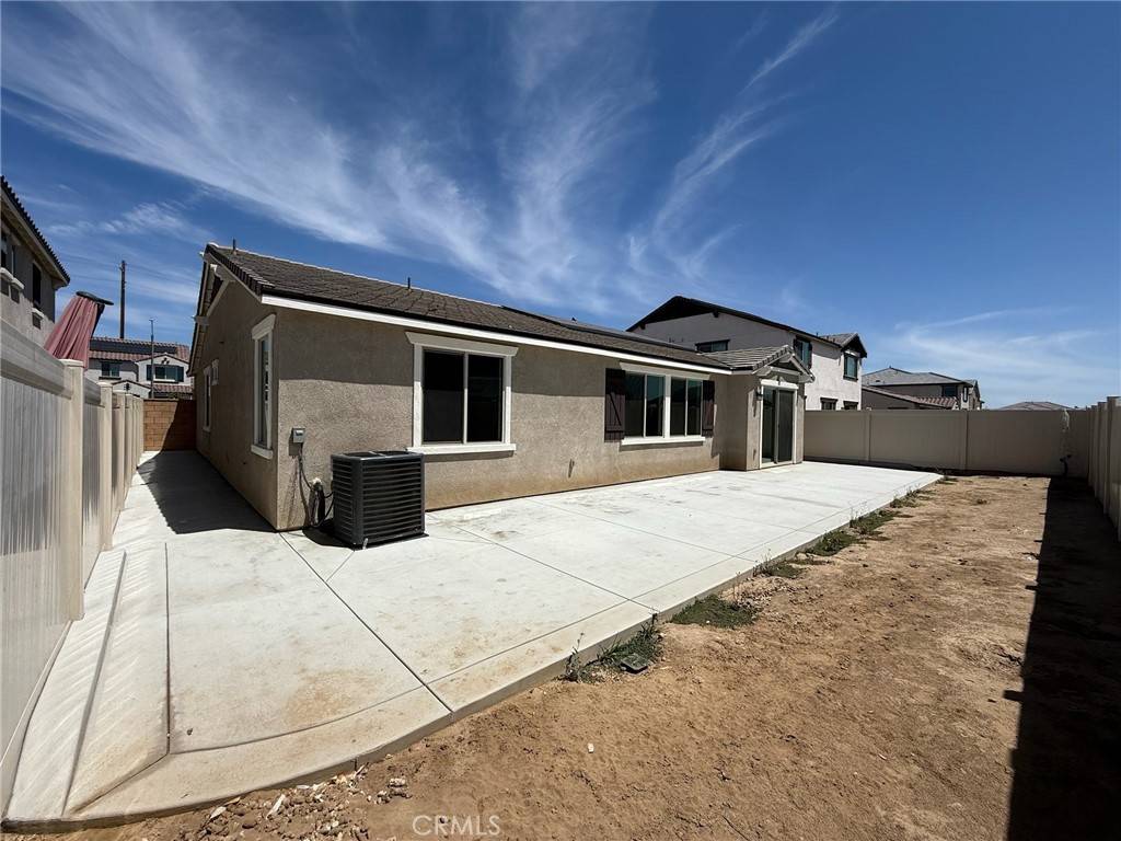 Perris, CA 92571,4518 Highland AVE