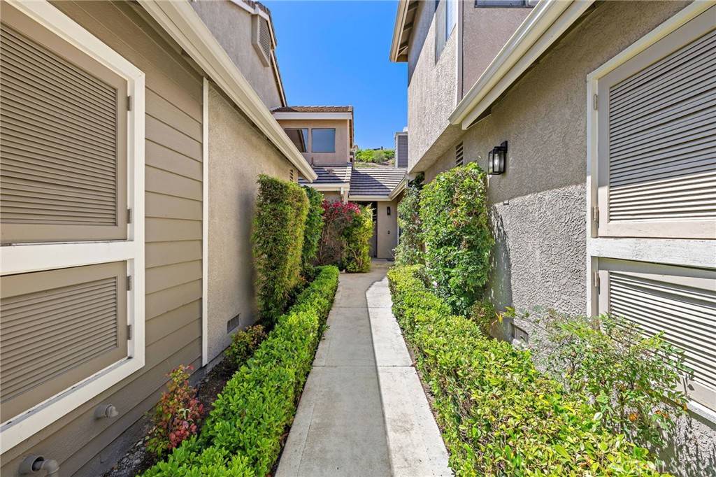 Laguna Niguel, CA 92677,24551 Camden CT