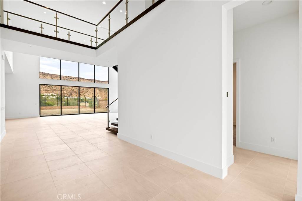 Porter Ranch, CA 91326,11914 N CHURCHILL WAY