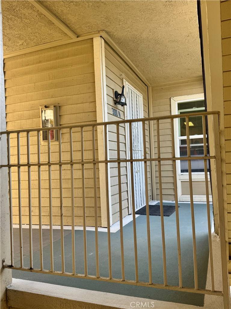 Santa Ana, CA 92701,300 E Chestnut AVE #301