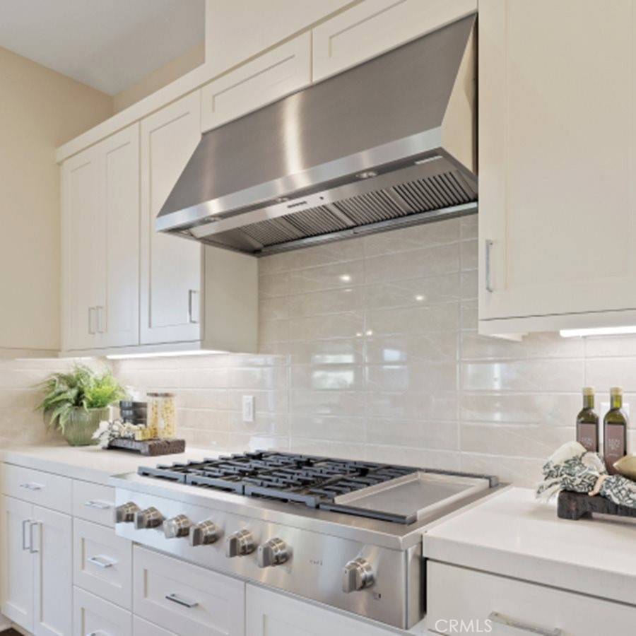 Irvine, CA 92618,309 Garber
