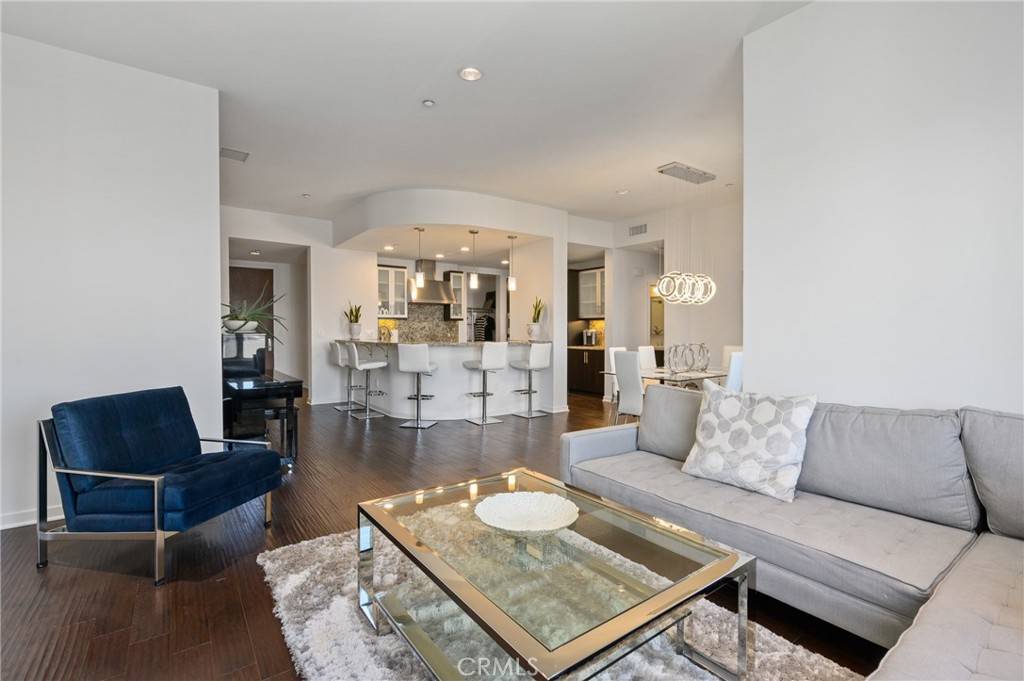 Irvine, CA 92612,21 Gramercy #418