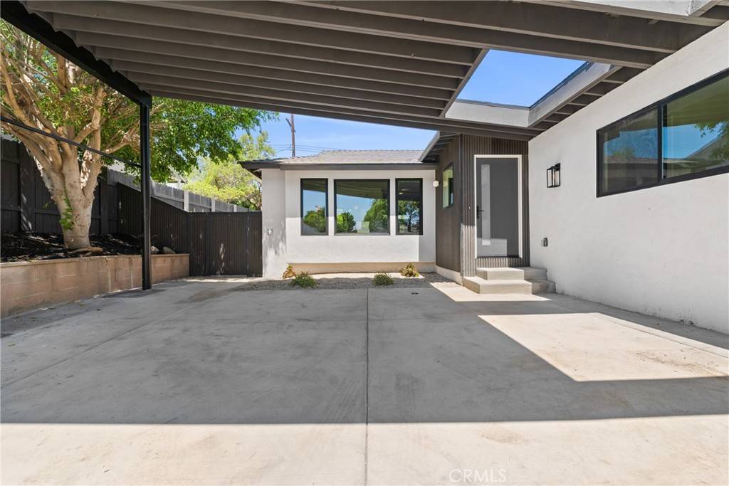 Los Angeles, CA 90066,13007 Dewey ST