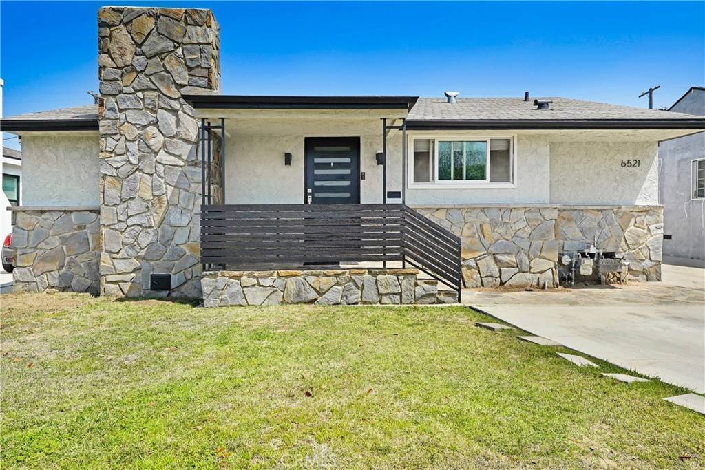 Los Angeles, CA 90045,6521 W 85th ST