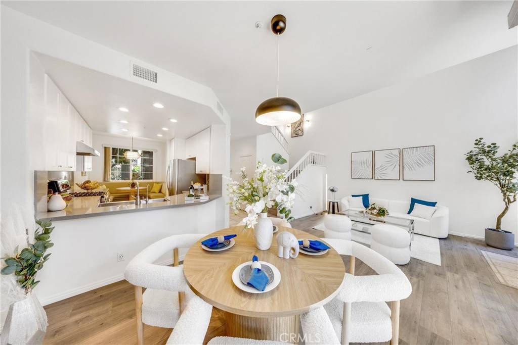 Tustin, CA 92782,13445 Savanna