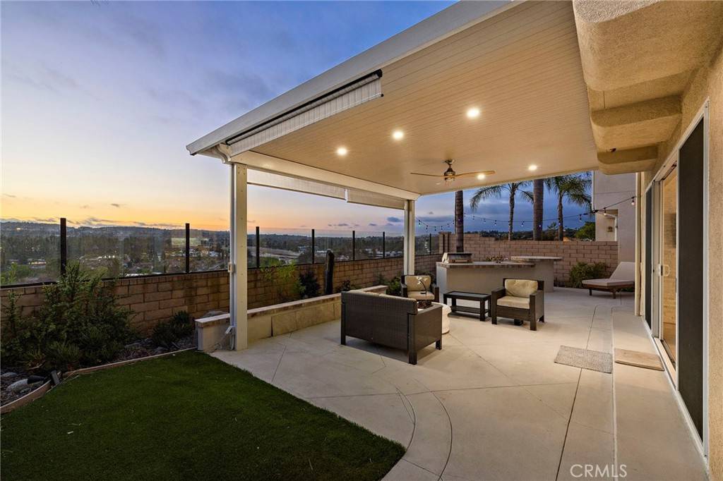 Laguna Niguel, CA 92677,9 Durham CT