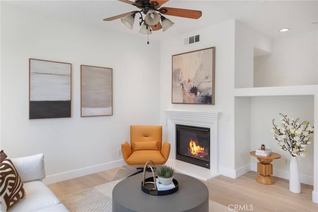 Irvine, CA 92618,50 Cienega