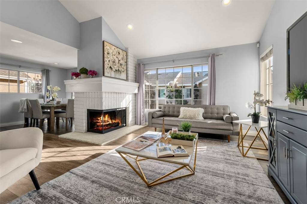 Irvine, CA 92614,79 Greenfield #84