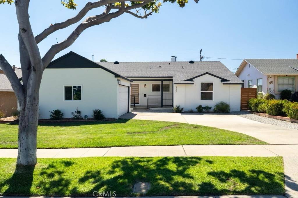 Inglewood, CA 90305,9507 S 10th AVE