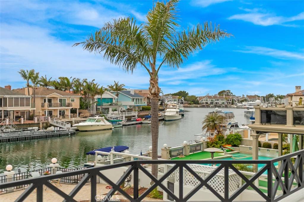 Huntington Beach, CA 92649,16201 Santa Barbara LN