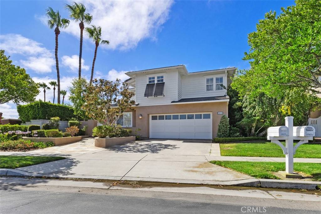 Huntington Beach, CA 92648,6632 Cedarwood DR