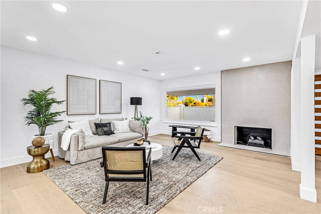 Huntington Beach, CA 92646,9171 Regatta DR