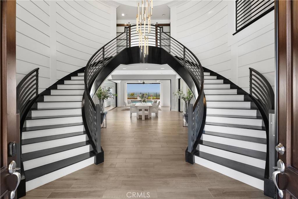 Irvine, CA 92618,104 Scenic Crest