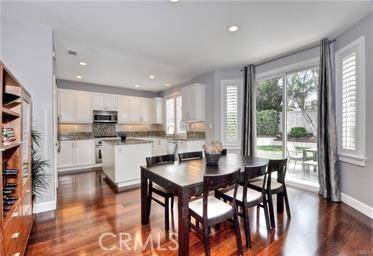 Irvine, CA 92618,32 Pembroke