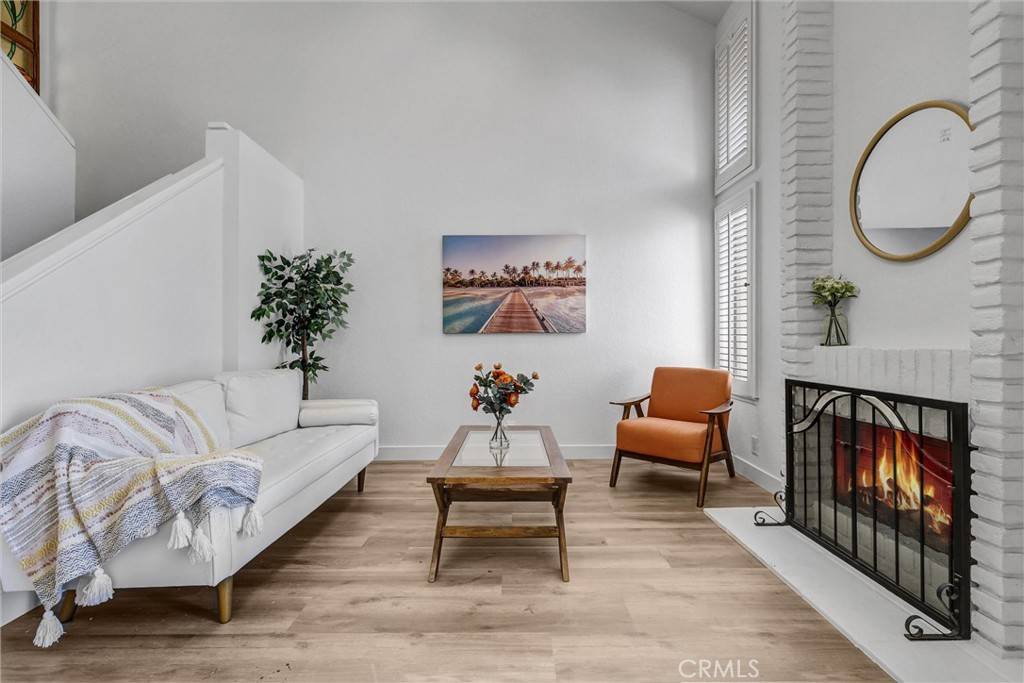 Mission Viejo, CA 92692,26571 Lucinda