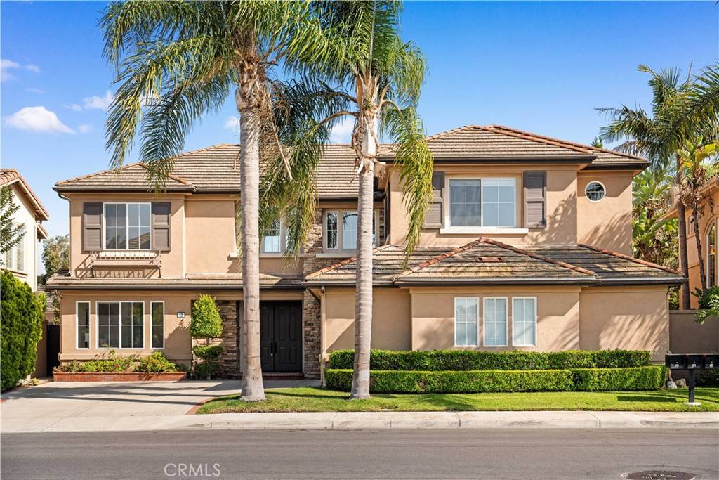 Irvine, CA 92606,12 Vienne