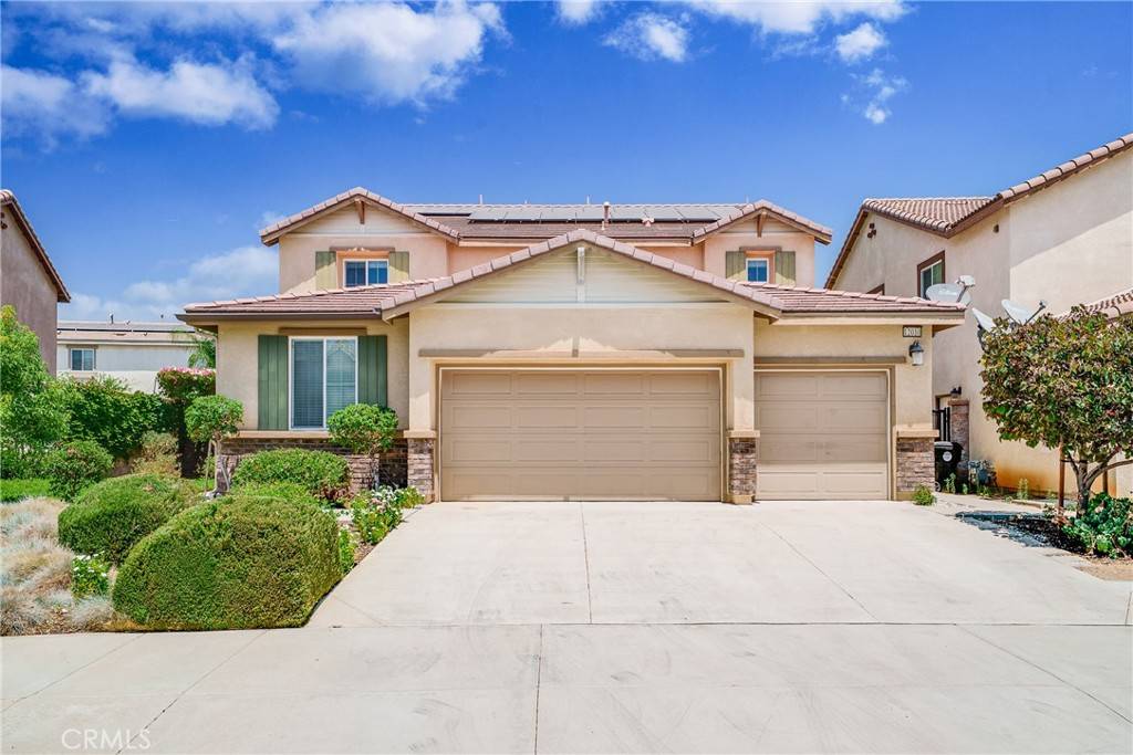 Jurupa Valley, CA 91752,12010 Santiam CT