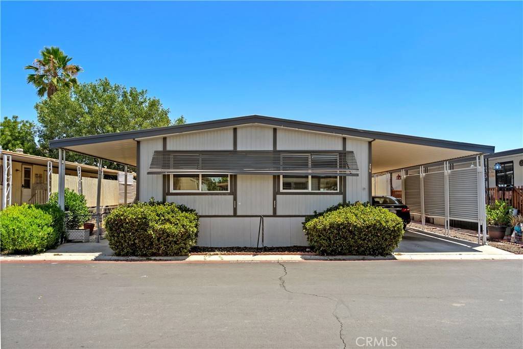 Hemet, CA 92543,1455 S State Space #296