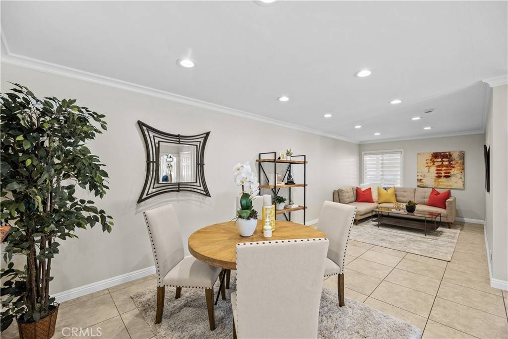 Irvine, CA 92618,45 Tangerine
