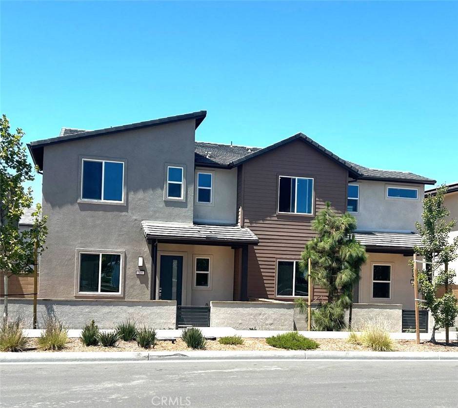 Irvine, CA 92618,309 Loon