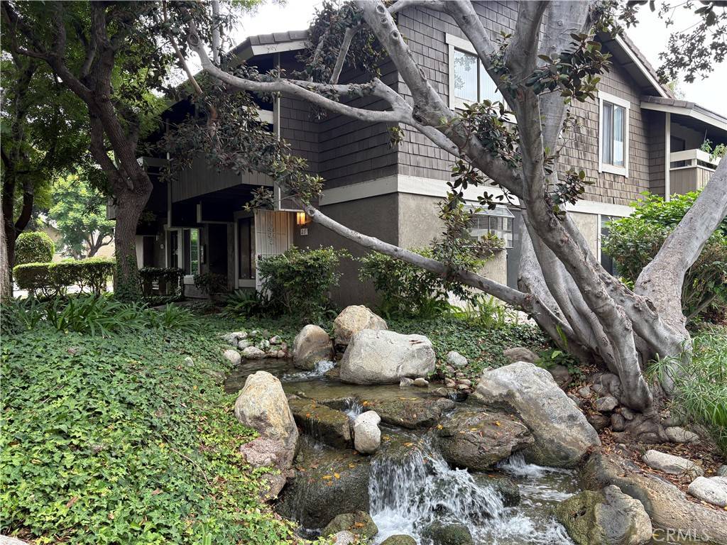 Irvine, CA 92620,21 Streamwood