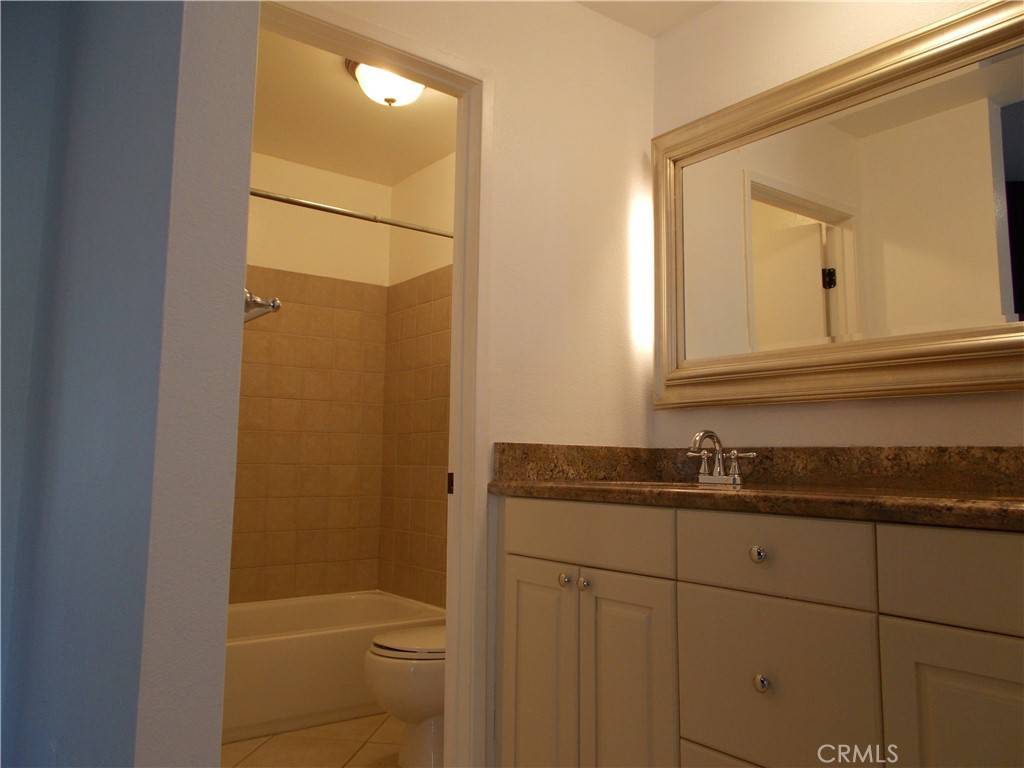 Yorba Linda, CA 92887,6241 Hartford RD #182