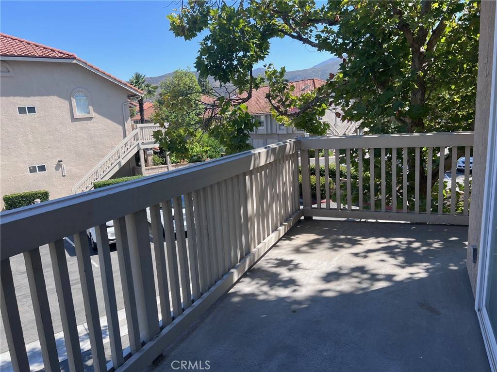 Lake Forest, CA 92679,18986 Canyon Summit