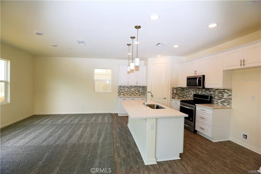 Corona, CA 92883,24741 Rockston DR