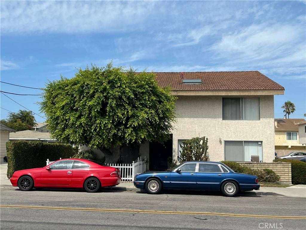 Huntington Beach, CA 92649,16781 Green Ln.