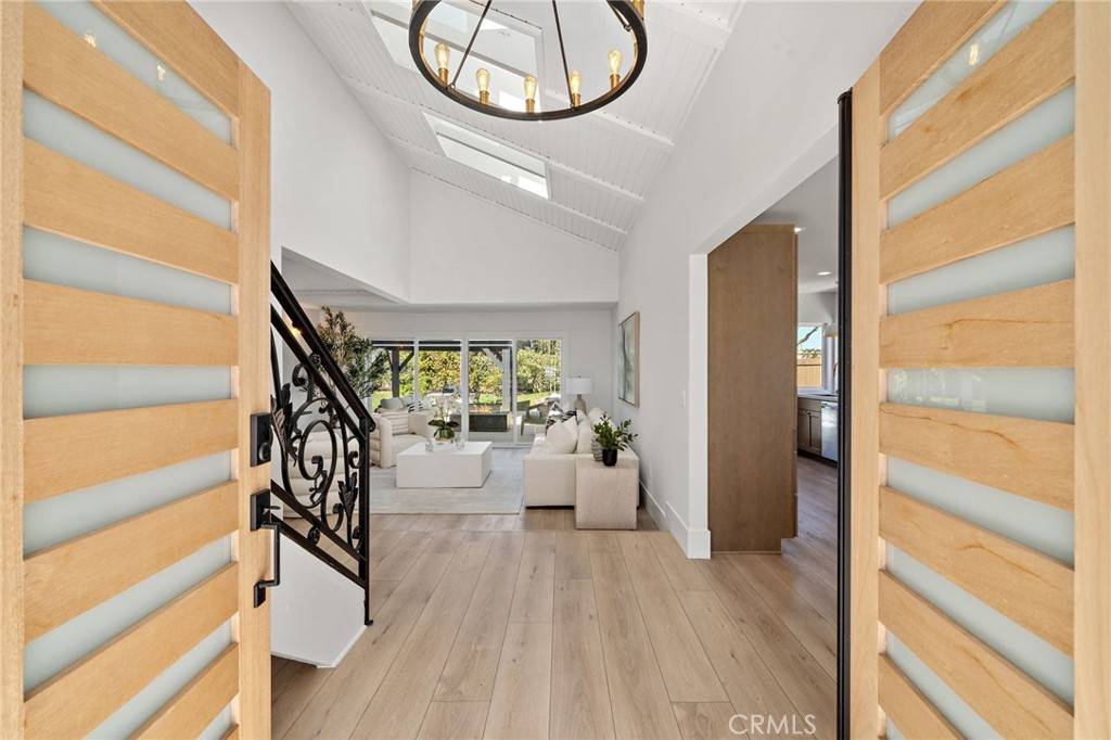 Huntington Beach, CA 92649,5951 Lancefield DR