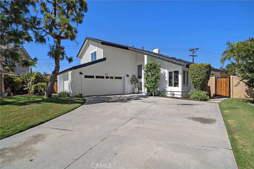 Huntington Beach, CA 92649,5951 Lancefield DR